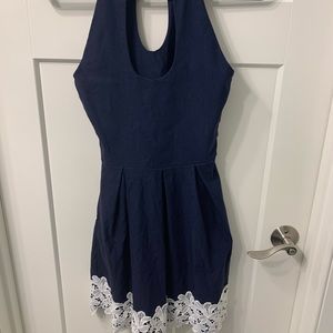 Like New Women's Sleeveless Keyhole Back Skater style Dress